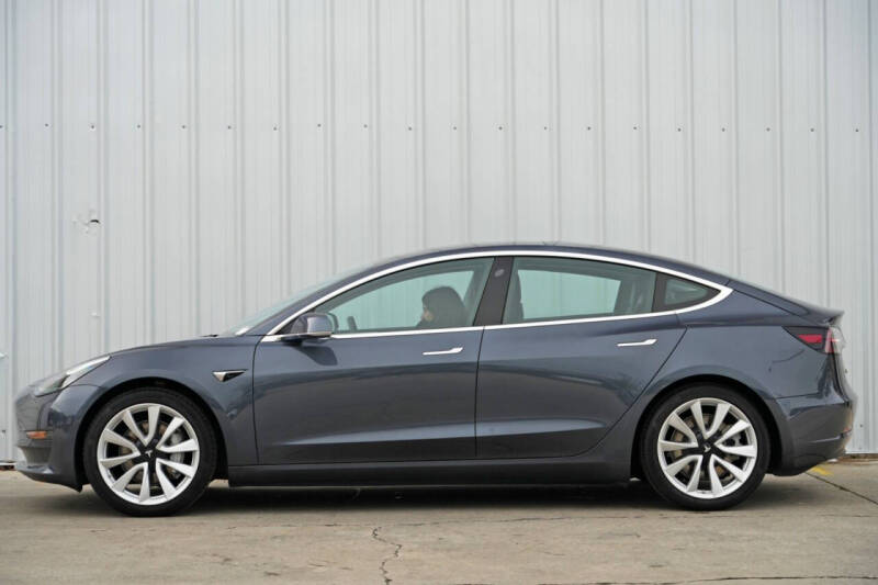 2020 Tesla Model 3 Standard Range Plus