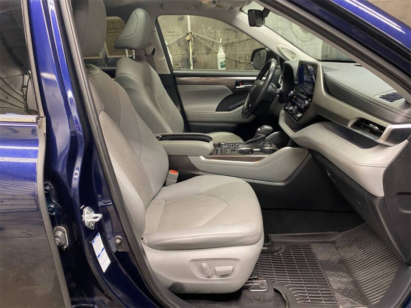 2021 Toyota Highlander Limited