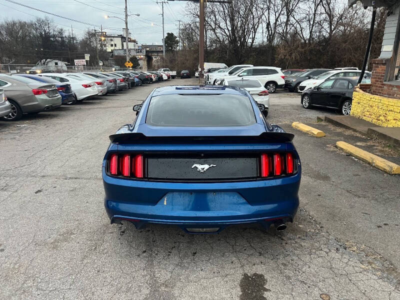 2017 Ford Mustang EcoBoost Premium