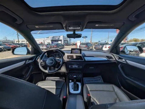 2017 Audi Q3 2.0T quattro Premium