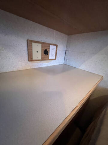 2001 Winnebago Journey 36L