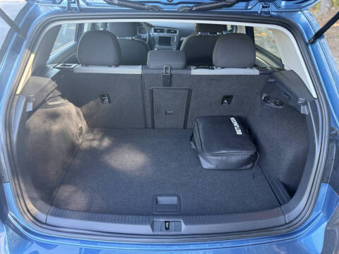 2016 Volkswagen e-Golf SE