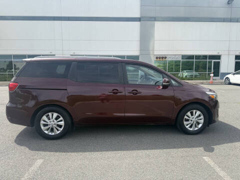 2015 Kia Sedona LX
