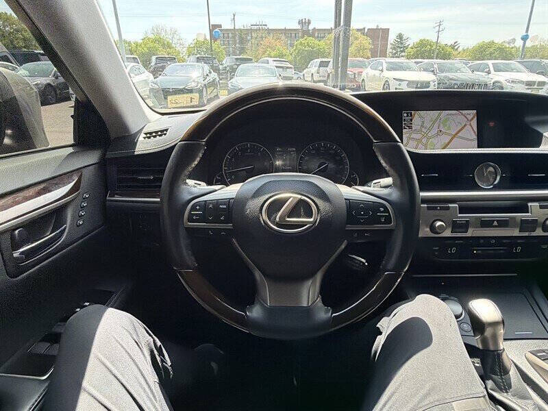 2017 Lexus ES 350