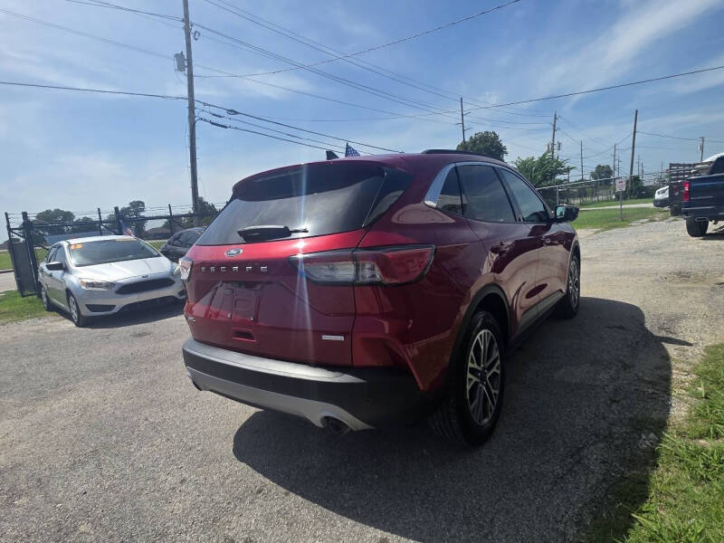 2020 Ford Escape SEL