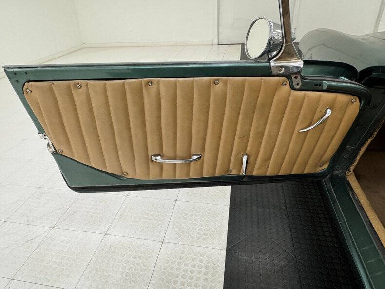 1965 MG MGB