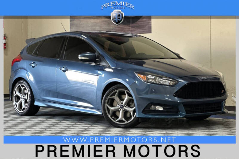2018 Ford Focus ST's photo