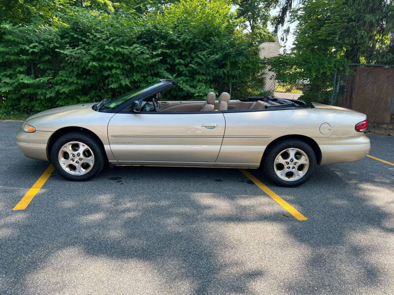 2000 Chrysler Sebring JXI photo 2