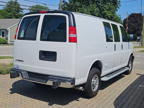 2024 Chevrolet Express 2500