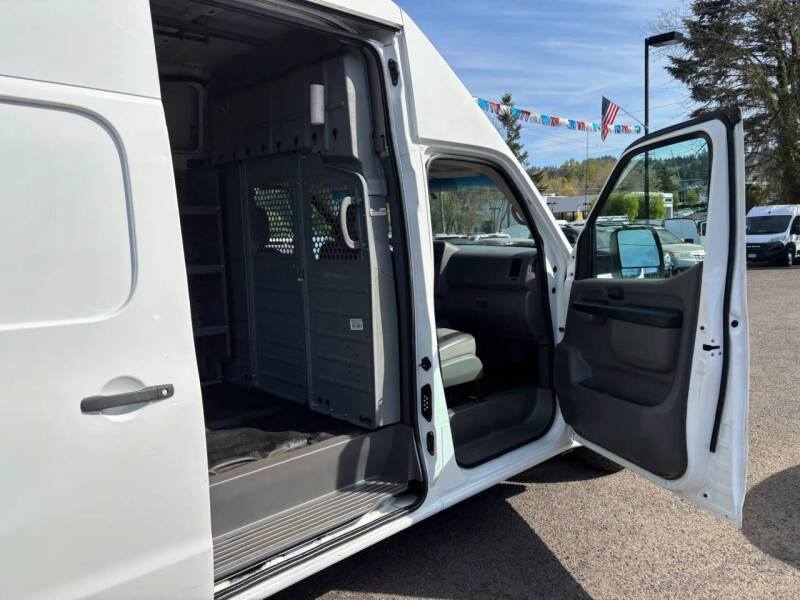 2016 Nissan NV