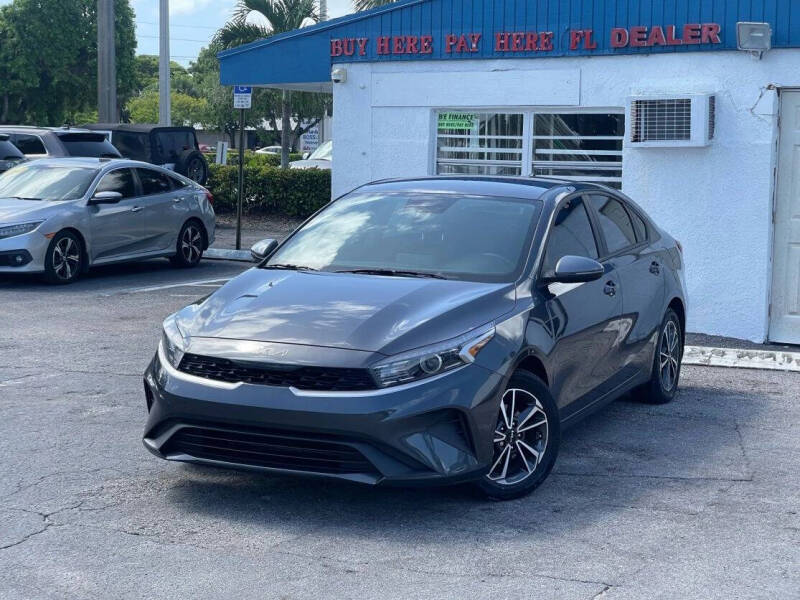 2023 Kia Forte LXS's photo