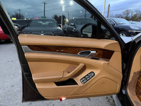 2012 Porsche Panamera 4