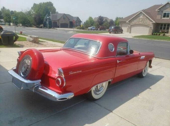 1956 Ford Thunderbird