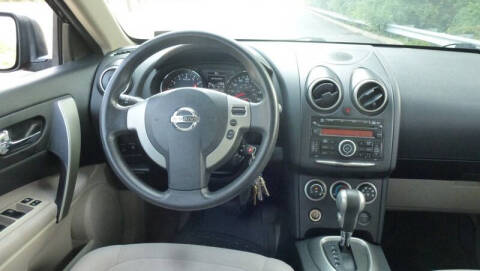 2013 Nissan Rogue SV w/SL Package