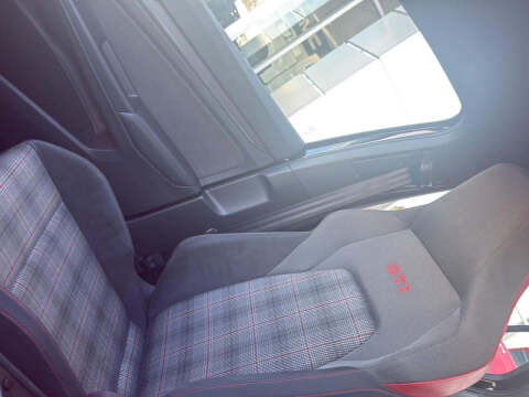 2024 Volkswagen Golf GTI S