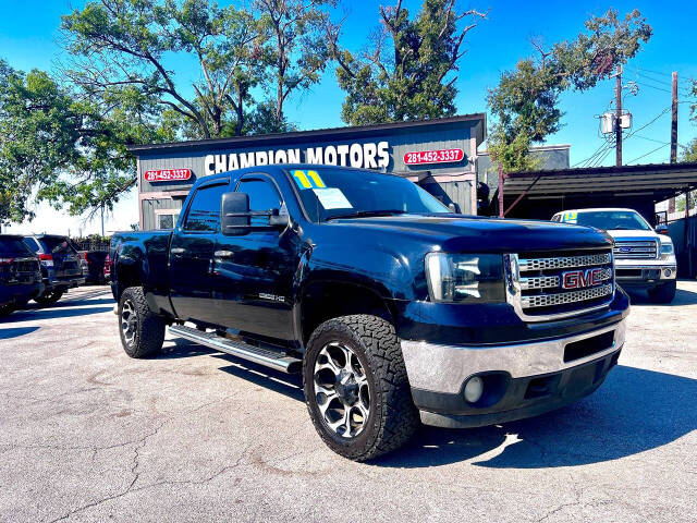 2011 GMC Sierra 2500HD for sale at Champion Motors in Channelview, TX