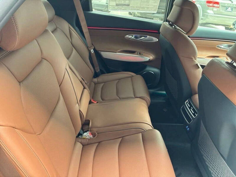 2026 Genesis GV70 2.5T Advanced