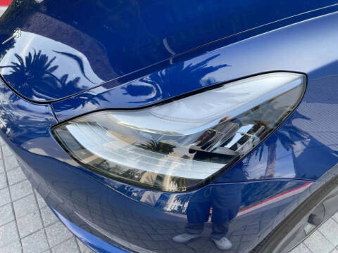 2019 Tesla Model 3 Mid Range