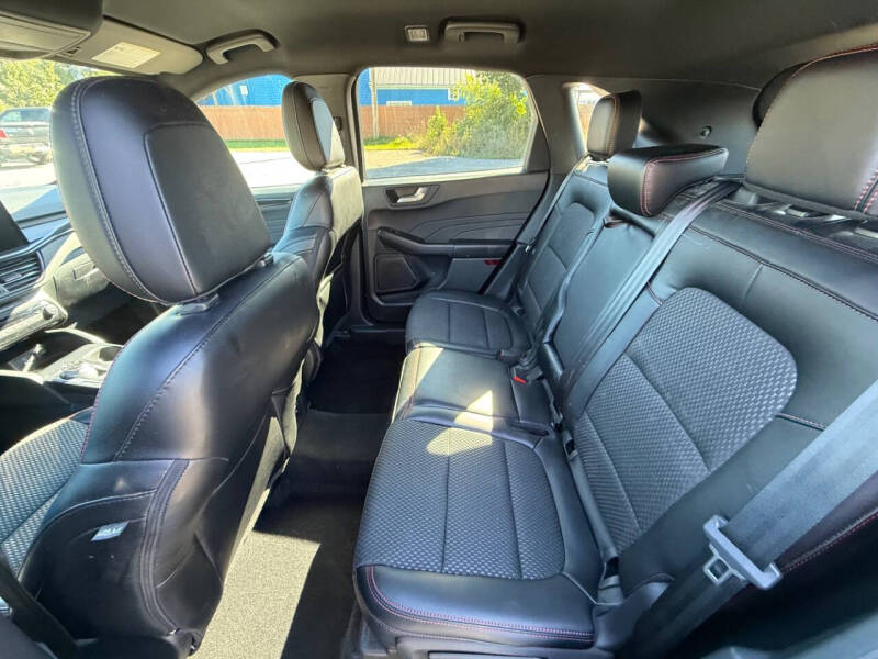 2023 Ford Escape ST-Line