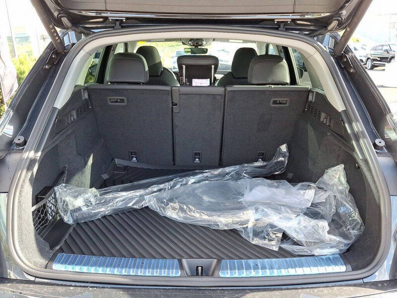 2025 Audi Q5 quattro Premium Plus TFSI