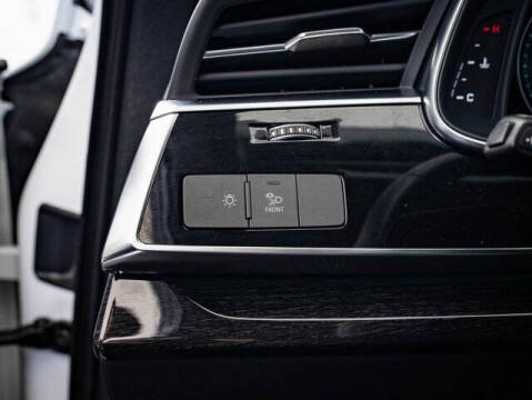 2022 Audi Q7 quattro Premium Plus 55 TFSI