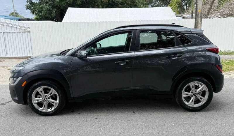 2022 Hyundai Kona SEL