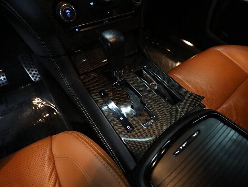 2013 Chrysler 300 SRT8