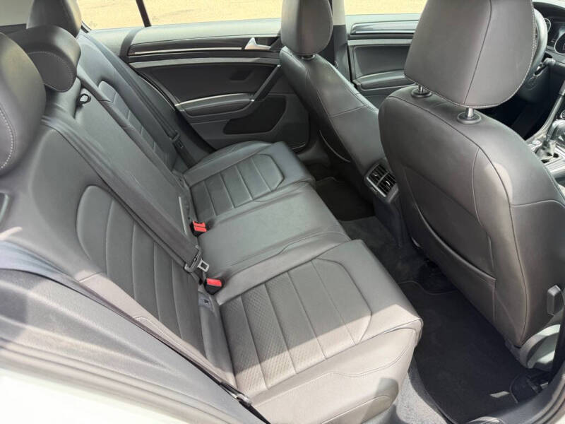 2015 Volkswagen Golf