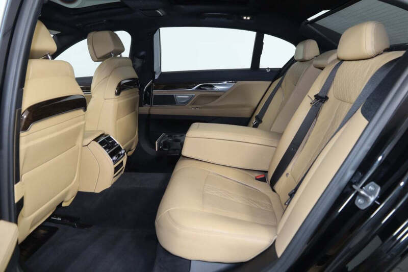 2020 BMW 7 Series 745e xDrive iPerformance