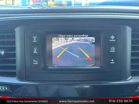 2017 Chrysler Pacifica Touring-L