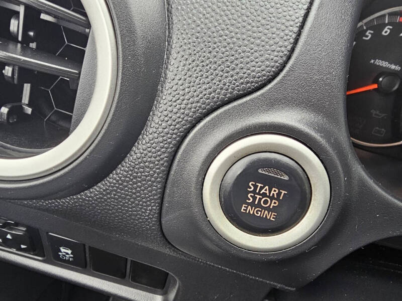 2018 Mitsubishi Mirage SE