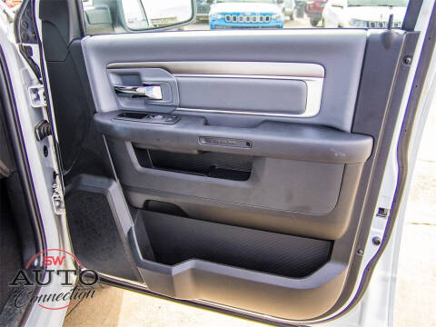 2024 RAM 1500 Classic SLT