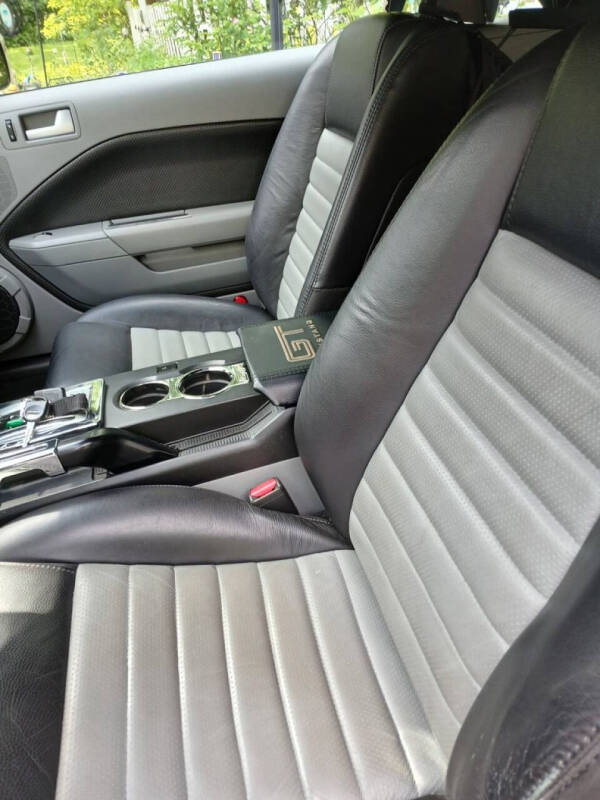 2008 Ford Mustang