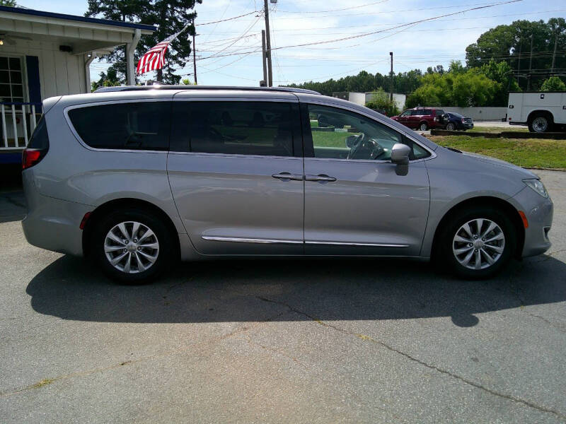 2019 Chrysler Pacifica Touring L
