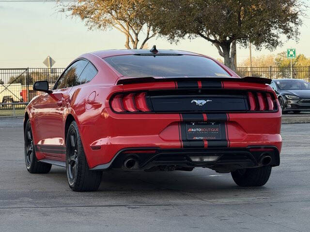 2020 Ford Mustang EcoBoost