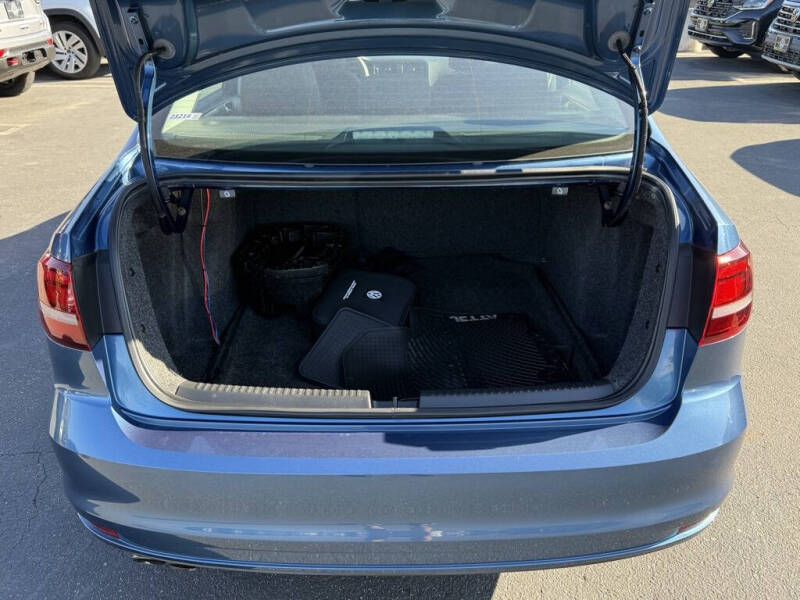 2016 Volkswagen Jetta