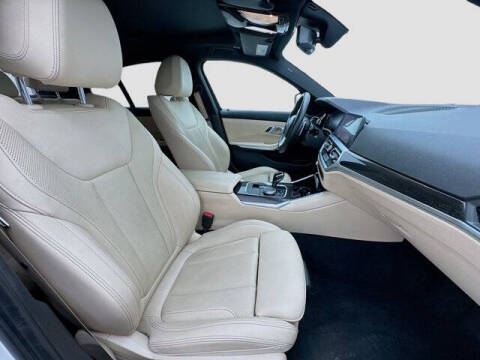 2022 BMW 3 Series 330i