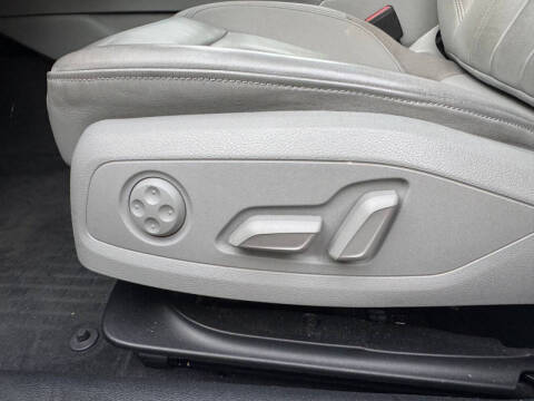 2021 Audi A4 quattro Premium 40 TFSI