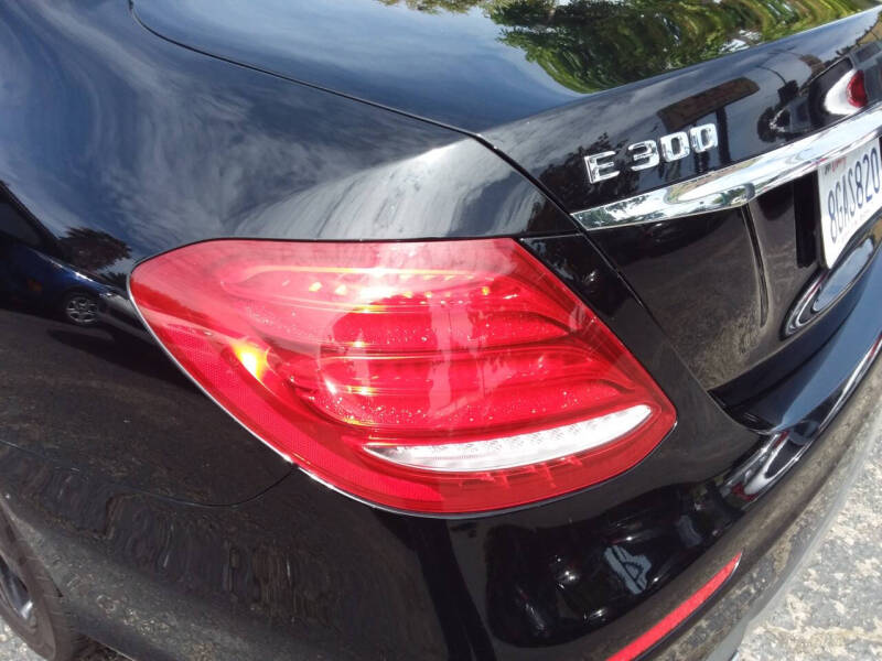 2019 Mercedes-Benz E-Class E 300