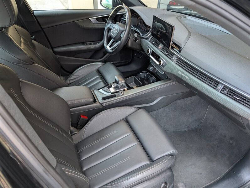 2023 Audi A4 quattro S line Prem Plus 45 TFSI