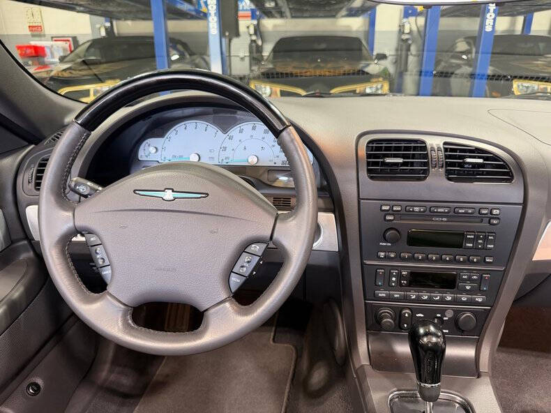 2002 Ford Thunderbird Deluxe