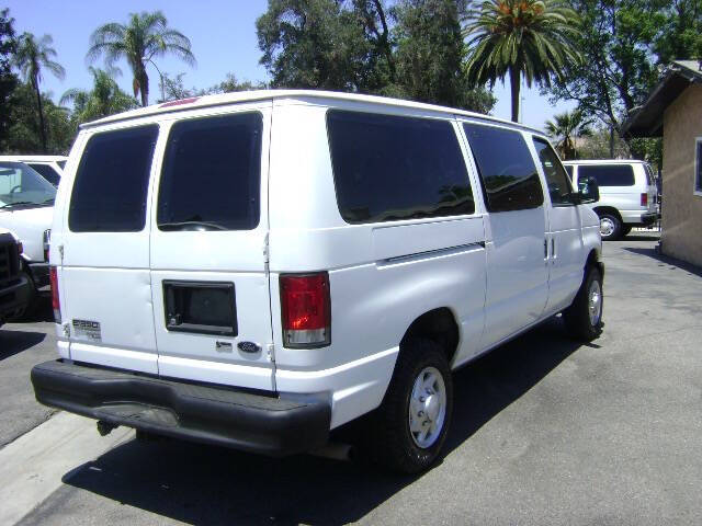 2013 Ford E-Series E-350 SD XL