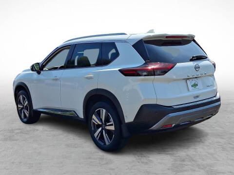 2022 Nissan Rogue SL