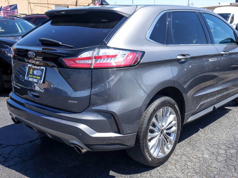2023 Ford Edge Titanium