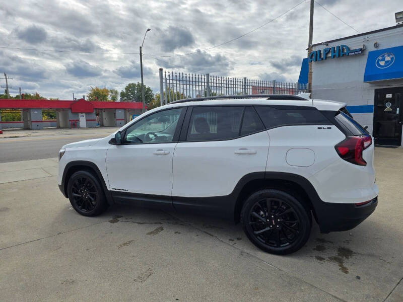 2023 GMC Terrain SLE