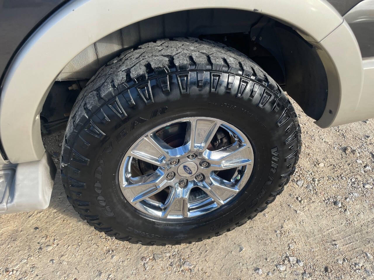 2005 Ford Expedition for sale at A1 Majestic Auto Sales in Austin, TX