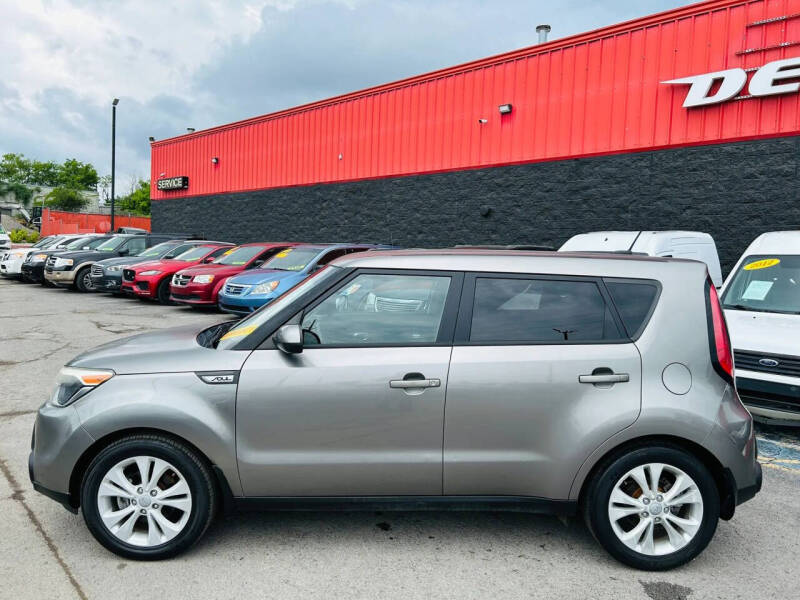 2015 Kia Soul +