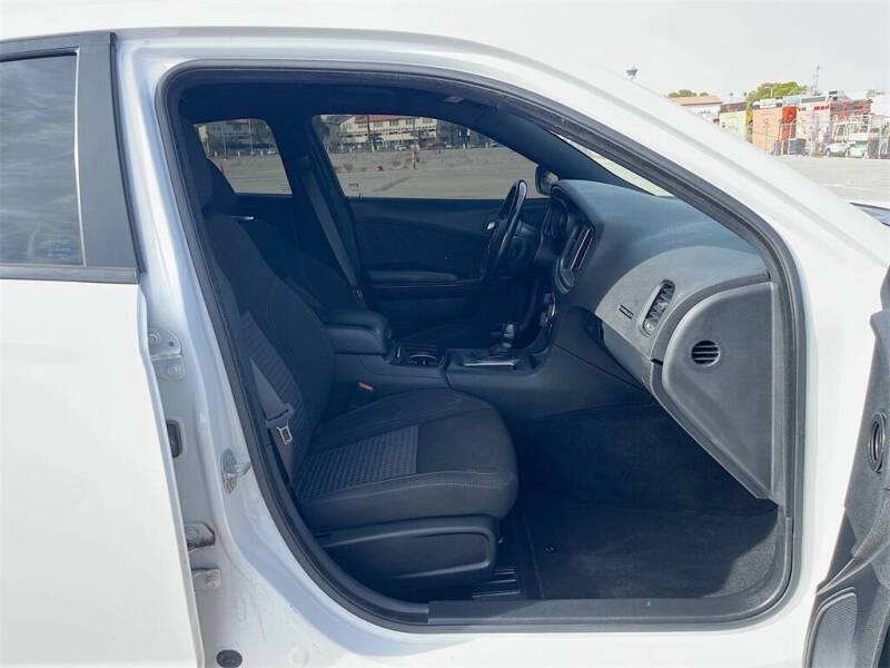 2020 Dodge Charger SXT