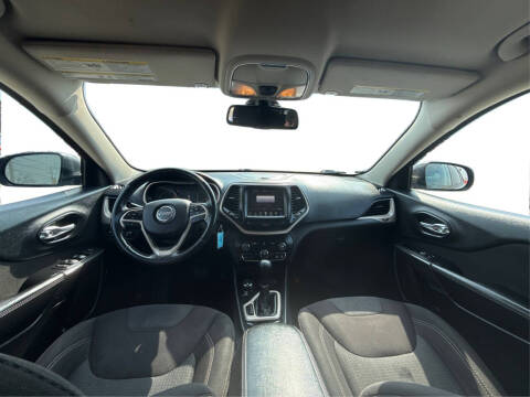 2016 Jeep Cherokee