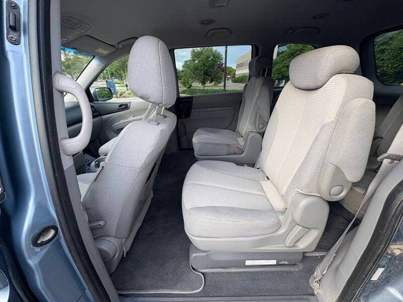 2010 Kia Sedona